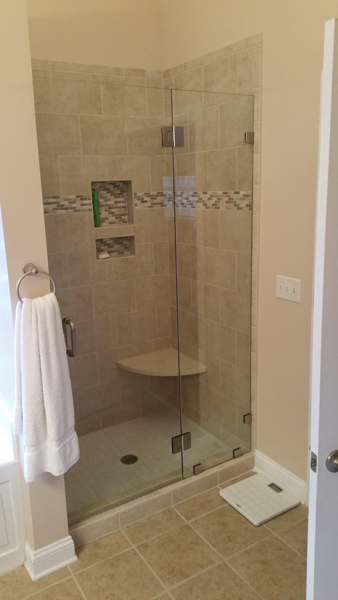 Frameless Shower Doors in Hampstead, NC Registers Auto Glass